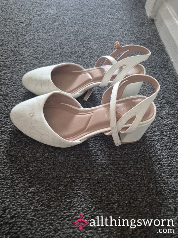 Dolly Heels 🤍