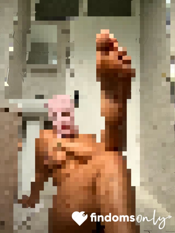 Domme Feet Pics