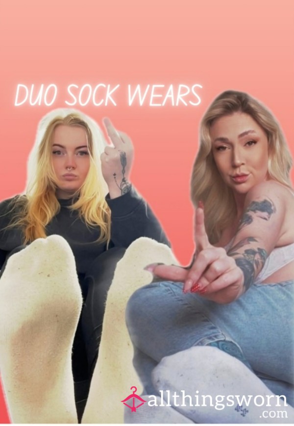 Domme Vs Domme: Sock Stink Showdown