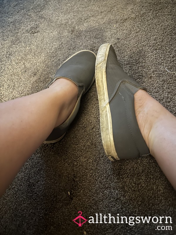 Don’t Walk Run For Dirty Girl Lamo Brand Shoes