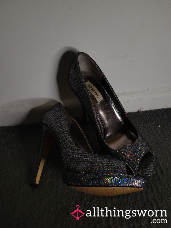 Dorothy Seems To Have Stumbled Into Your House After Partying In Oz 🤭