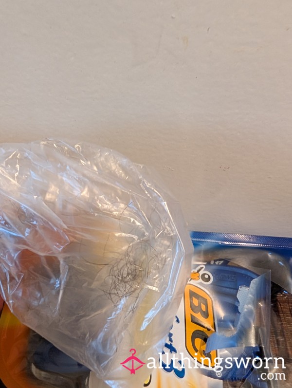 Down Stairs ..... Hair Hehe 💕🌈💕