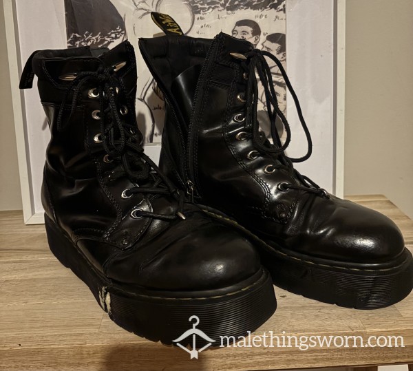 Dr Marten Boots