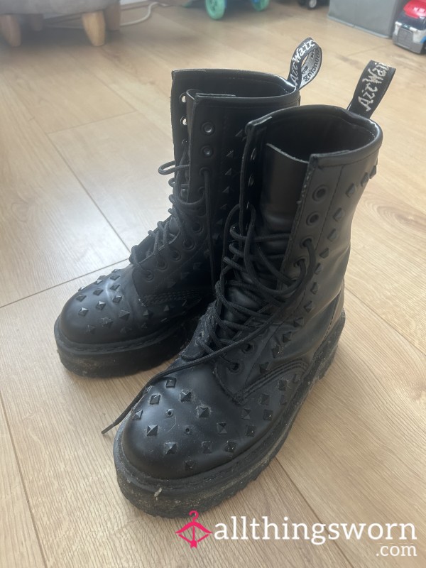 Dr Marten Leather Boots