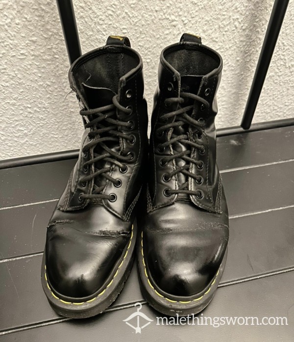 Dr Martens Boots Gloss|WELL-WORN|🥵