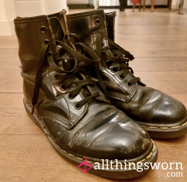 Dr Martens Boots Glossy|WELL-WORN|Damage|Smelly😈🥵
