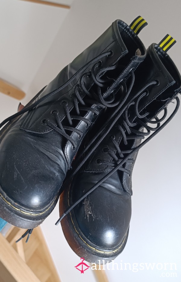 Dr Martens Like Boots