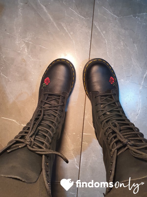 Dr Martin Long Boots Ignore Video 🤤😈