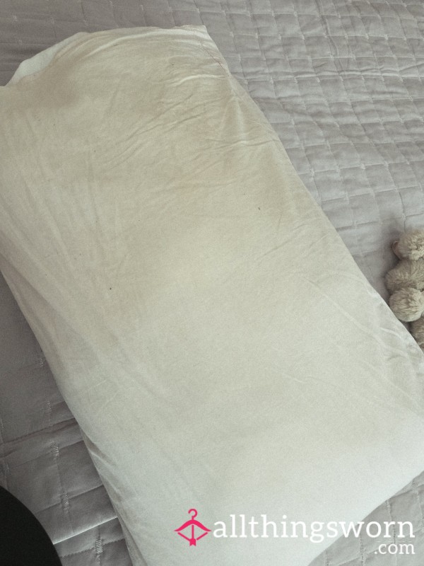 Dream In My Scent 🛏️💋-Pillow Cases