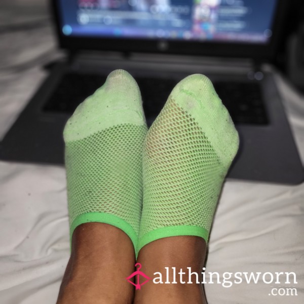 “Drenched In Sweat 💦 Sniff My Worn Socks