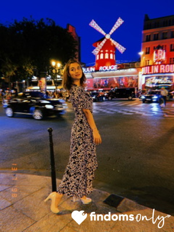 Dressed Up & Moulin Rouge 🫶🏻
