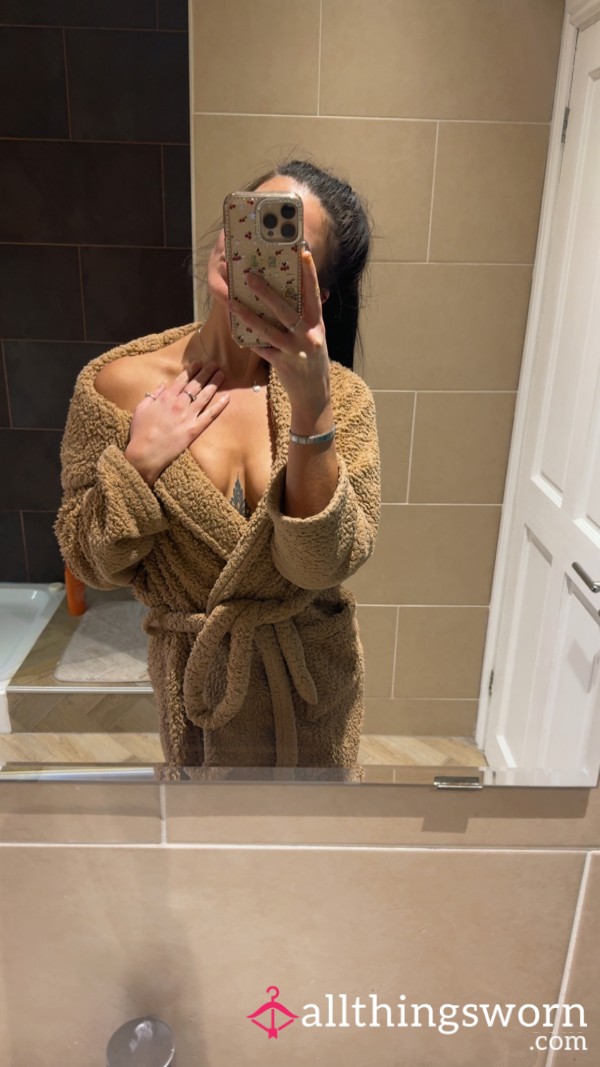 Dressing Down.. 🐻🌶️