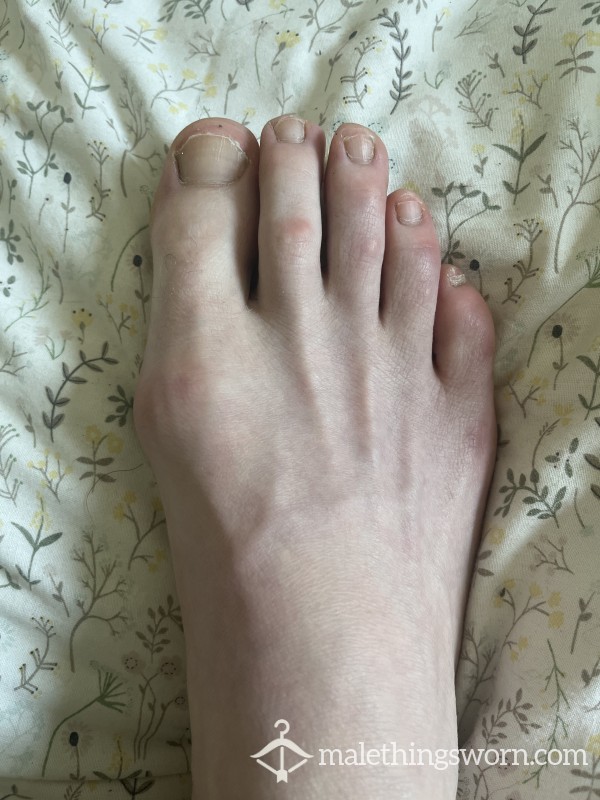 Dropped A Bit Of Juice For All You Foot Lovers