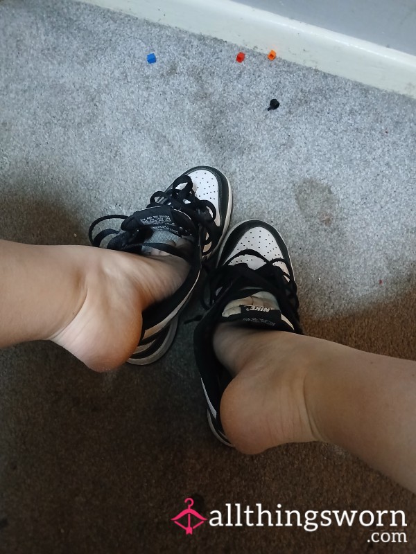 Dunks Content No Socks 😏