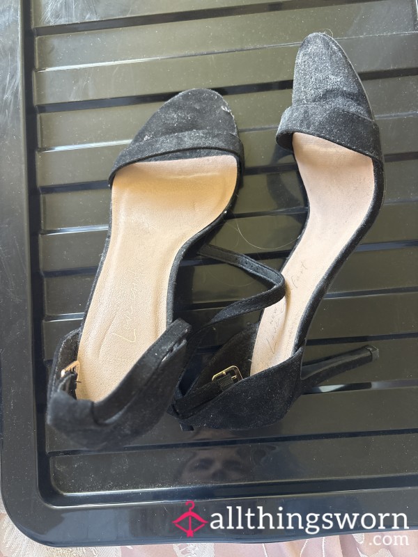 Dusty Open Front Black Heels