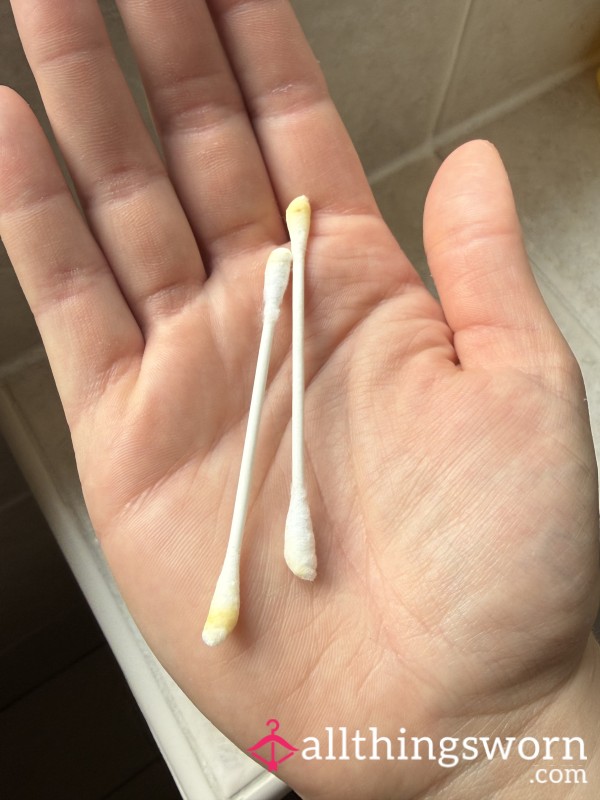 Ear Buds 👂🏻