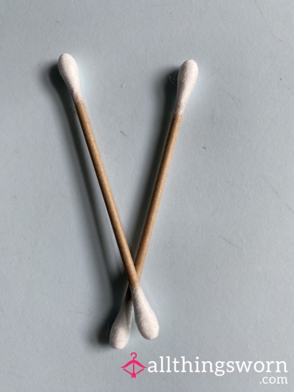 Earbuds
