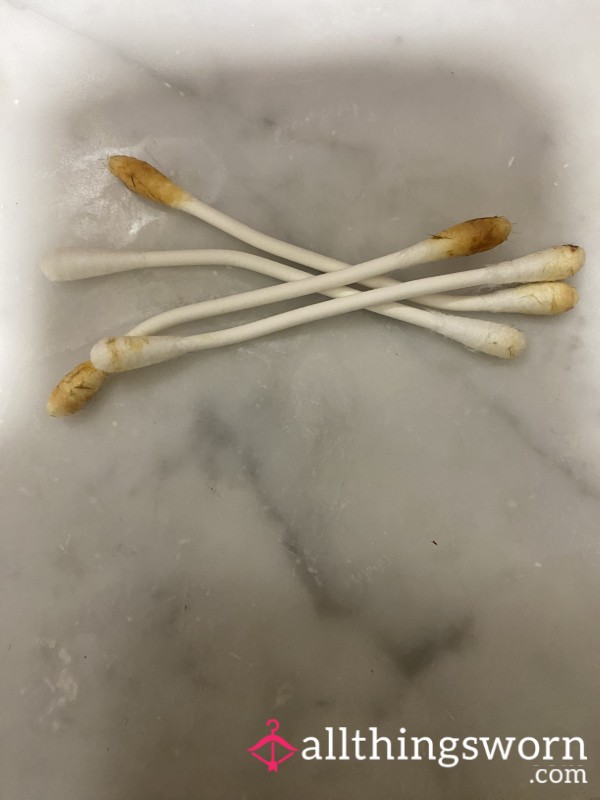 Earbuds