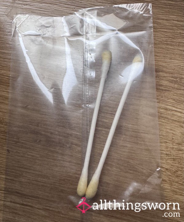 Earbuds