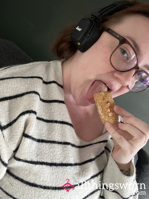 Eating Mac N Cheese Croquettes