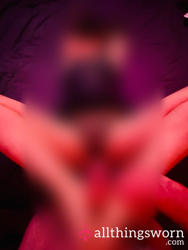 Edging My Colleagues Big C*ck With My Feet.