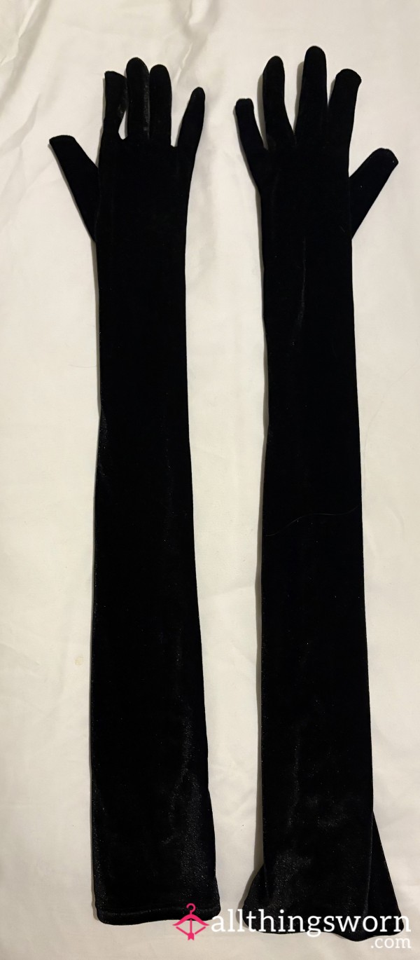 Elbow Length Velvet Gloves 🖤 Elegant • Soft • Worn With Care
