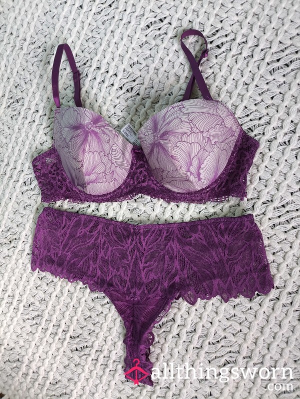 Elegant Housewife’s Purple Lingerie Set – Graceful & Mysterious
