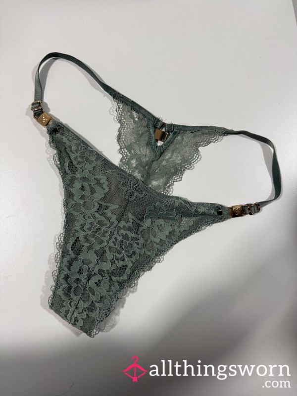 Elegently Worn -Selected By NoirEmpress