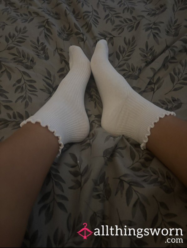 Elle’s Warm Damp Socks