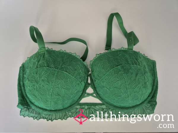 Emerald Green Lace Bra Worn By A MILF