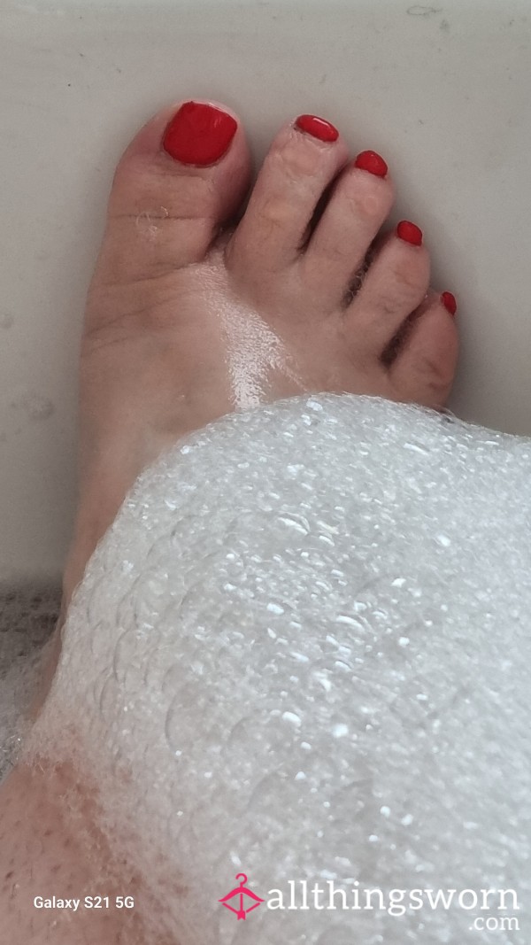 Enjoy A Selection Of My Feet Pics.