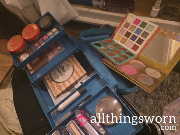 Entire Makeup Kit