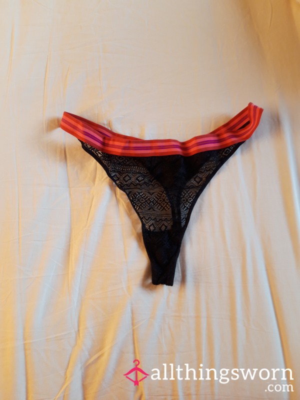 Envie De Strings Portés Ou Pas? Contactez-moi Sans Plus Tarder