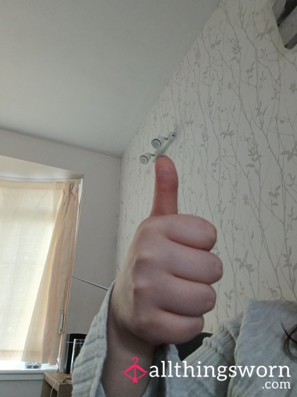 Every Pic I Send, You Rate And Send Money Depending On Worth