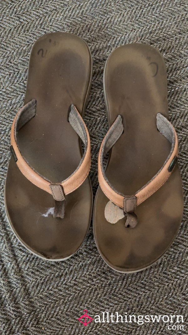 Every Step, Every Scent – My Favorite Reef Sandals