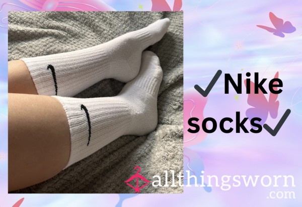 ✔️ Everyday Nike Crew Socks✔️