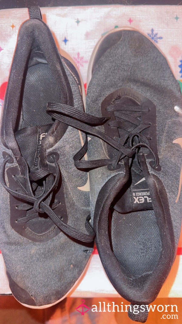 Everyday Warehouse Nike’s