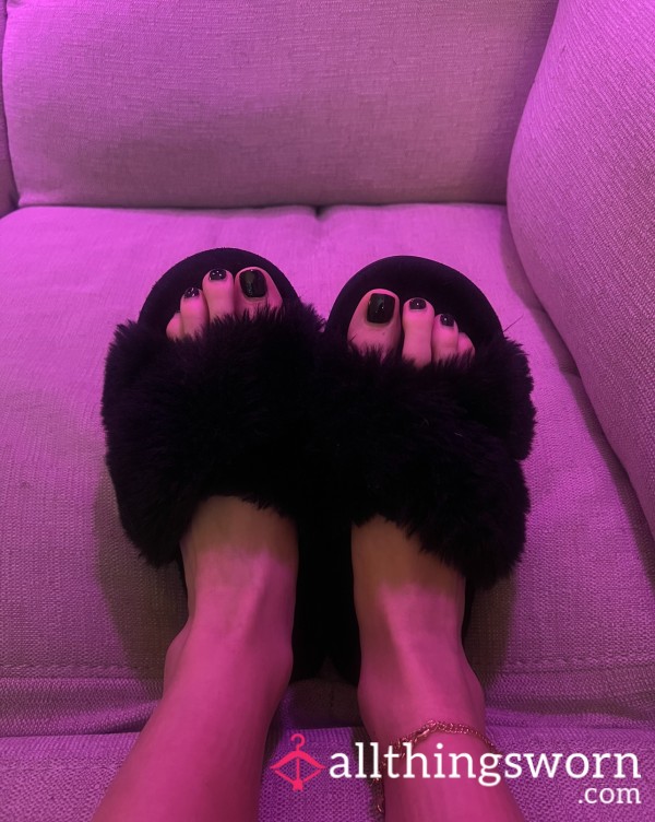 Everyday Wear Slippers With Extra Use