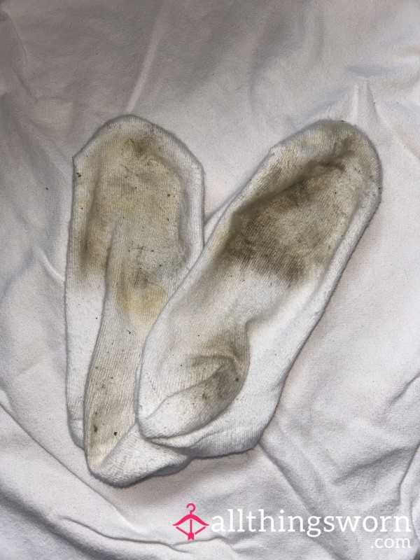 ✨Everyday Wear Used Socks✨