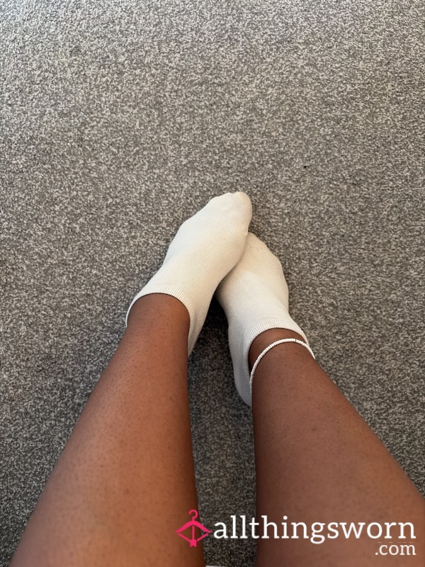 Everyday White Socks