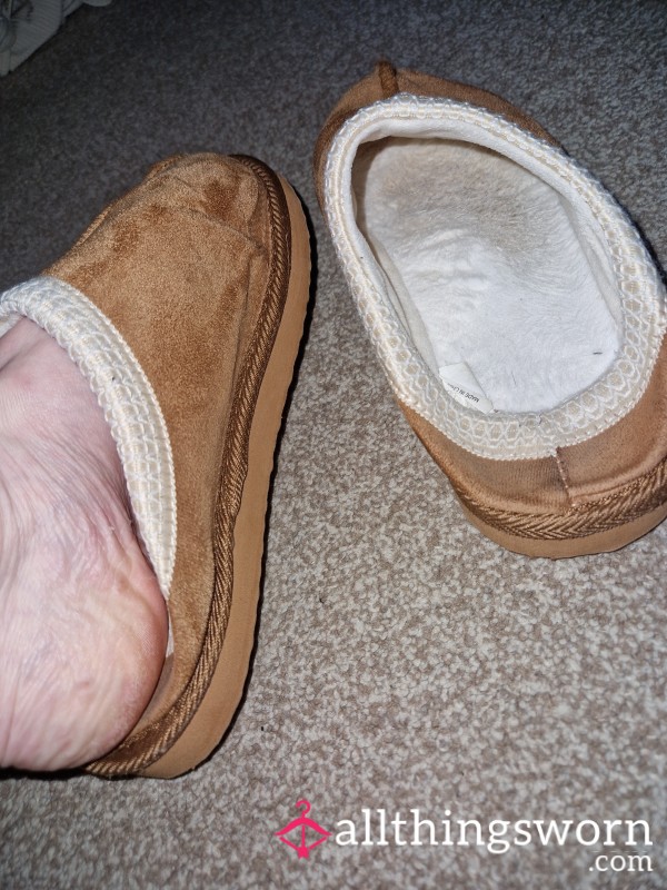 Everyday Worn Slippers