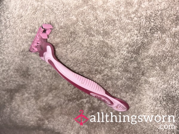 Everything Shower Razor 🫦🪒