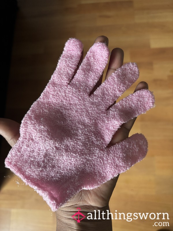 Rubbed Raw For You – My Power Glove