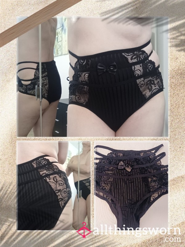 ✔️💲 BUY NOW Exquisitely Detailed, Retro Styling, Black Fullback Panties With Straps, Lace & Bow Accents!