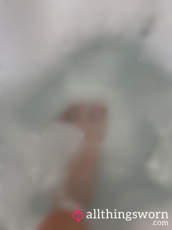 🛁 Cosy Foot Bath Photo Set