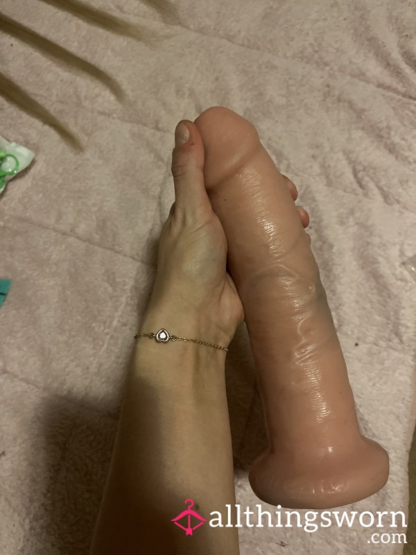Extra Girthy 8.5” Suction Di**o