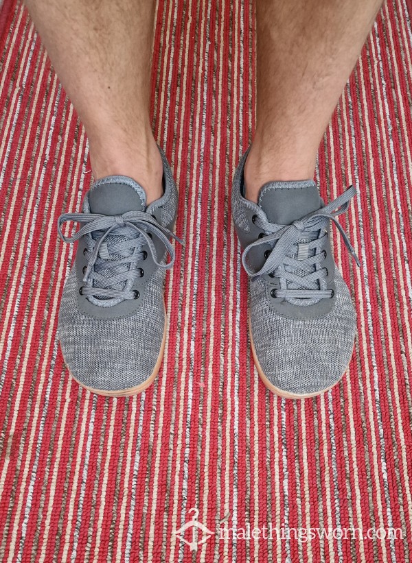 Extra Wide Sneakers