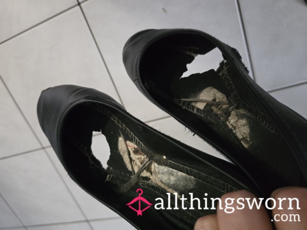 EXTRA WORN. Can You Believe I Walked Holes Through These 😳