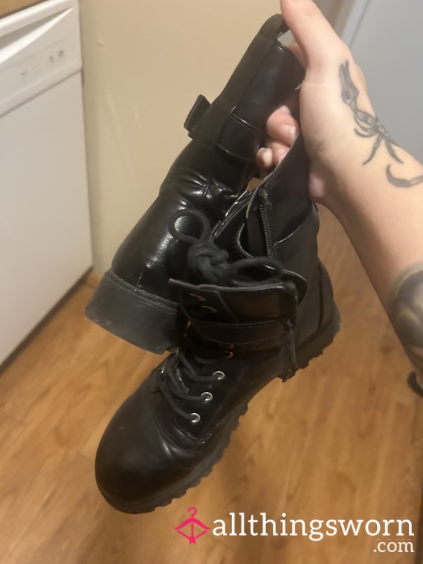 Extremely Used Boots
