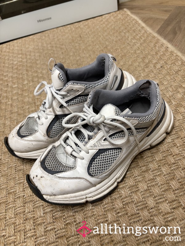 🔥💦 EXTREMELY USED GYM TRAINERS 💦🔥